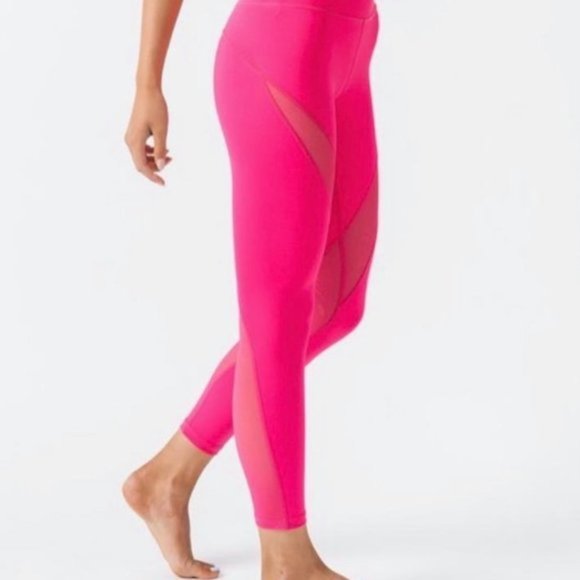 Zyia Fuchsia Mesh Light N Tight Hi-Rise 7/8 Legging - Picture 1 of 9